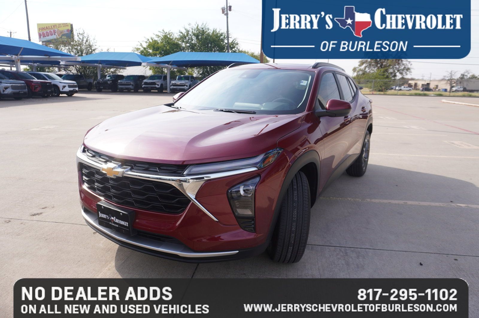 Used 2024 Chevrolet Trax LT w/ Sunroof Package FWD image 4
