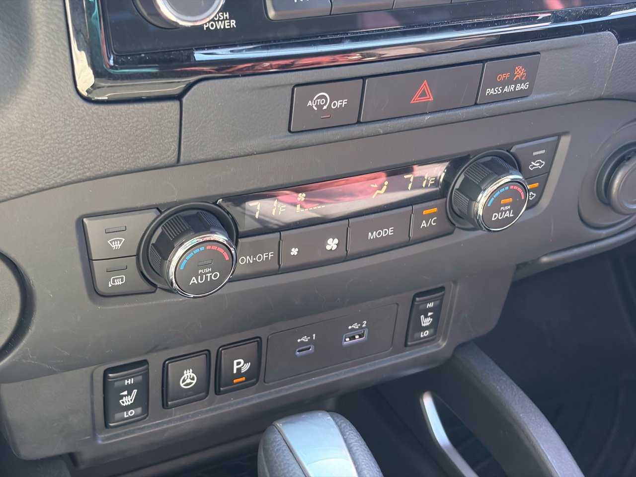 Used 2024 Nissan Frontier SV w/ SV Convenience Package RWD image 9
