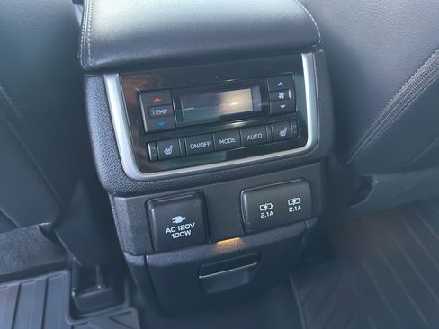 Used 2021 Subaru Ascent Touring w/ Popular Package #2A image 12
