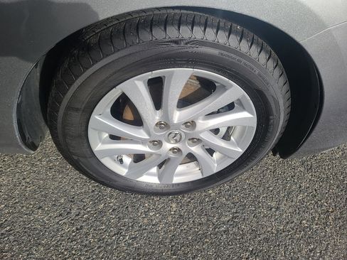 Used 2012 MAZDA MAZDA3 i Grand Touring image 22