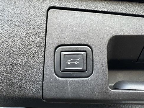 Certified 2023 Cadillac XT4 Sport image 81