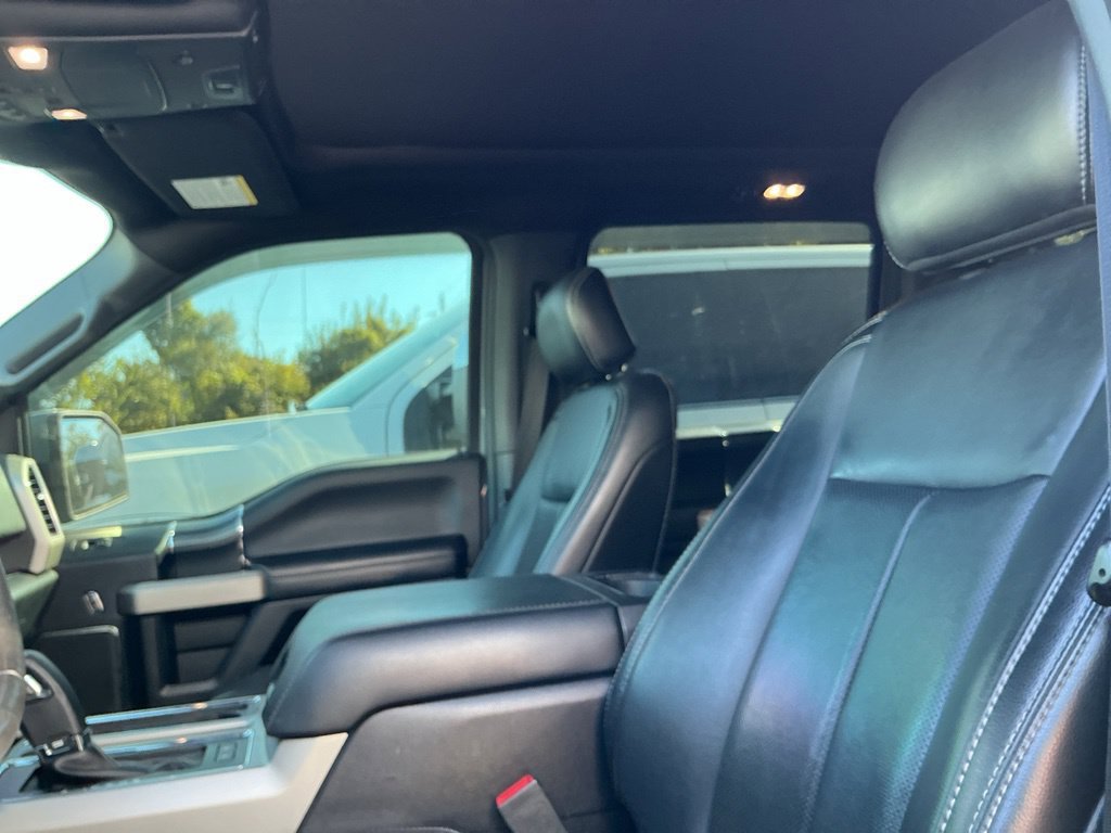 Used 2019 Ford F150 Lariat w/ Equipment Group 502A Luxury AWD/4WD image 12
