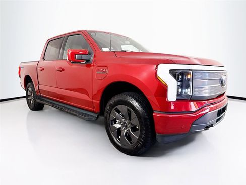 Used 2023 Ford F150 Lightning Lariat image 1