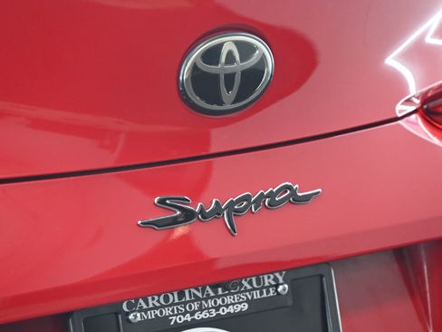 Used 2021 Toyota Supra w/ Safety & Technology Package image 14