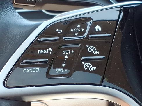 Certified 2024 Mercedes-Benz GLE 350 4MATIC image 25