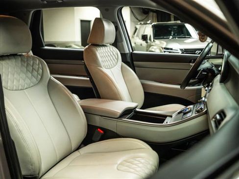 Used 2022 Hyundai Palisade SE image 15