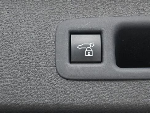 Certified 2025 Toyota Sienna XSE w/ XSE Plus Package AWD/4WD image 35