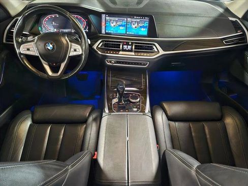 Used 2021 BMW X7 xDrive40i w/ Parking Assistance Package image 19