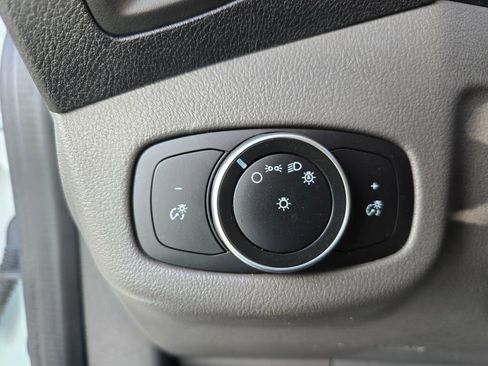 Used 2020 Ford Transit Connect XL FWD image 19