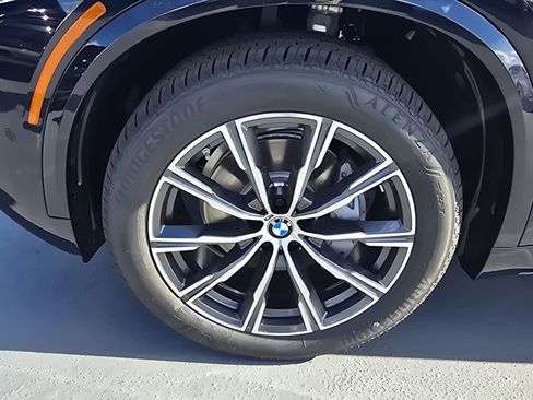 New 2026 BMW X5 xDrive40i w/ M Sport Package image 6