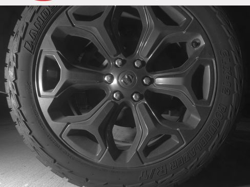 Used 2022 RAM 1500 Limited w/ Night Edition image 11