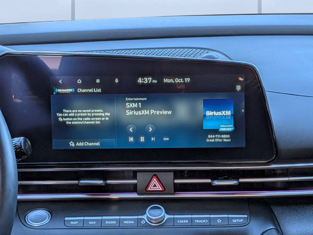 Certified 2025 Hyundai Elantra SEL FWD image 24