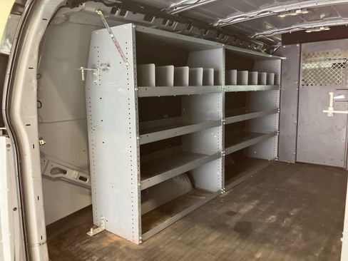 Used 2021 GMC Savana 2500 w/ Driver Convenience Package image 22