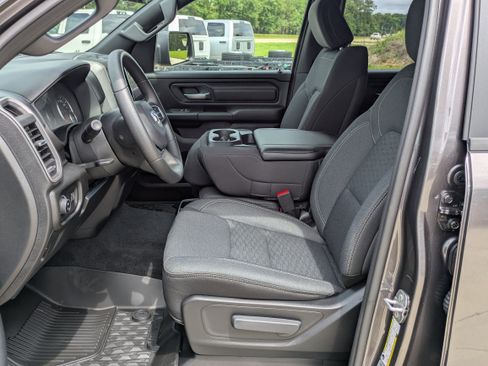 New 2026 RAM 1500 Classic Warlock AWD/4WD image 9