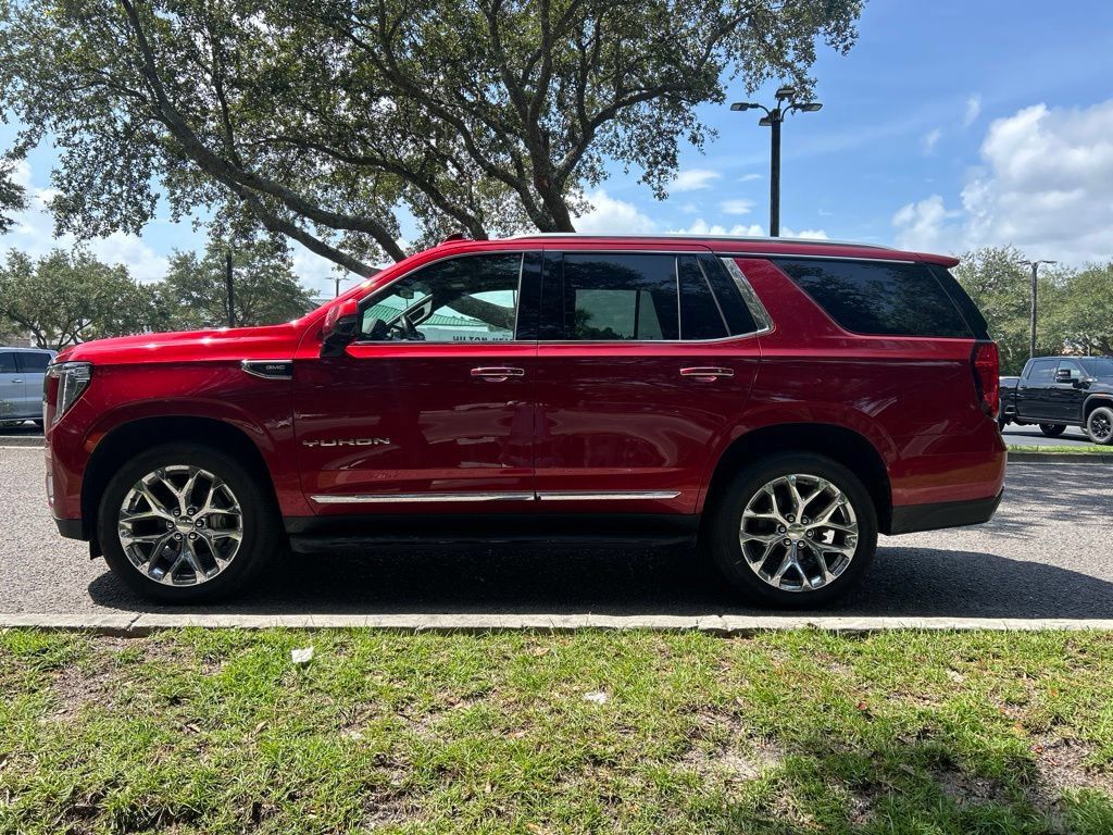 Used 2021 GMC Yukon SLT w/ SLT Luxury Plus Package AWD/4WD image 1