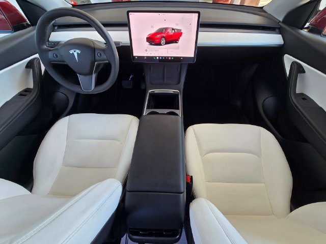 Used 2022 Tesla Model Y Long Range AWD/4WD image 9