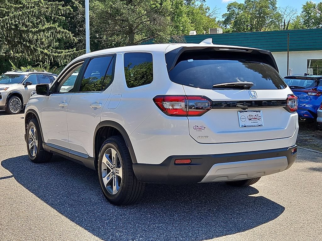 Used 2024 Honda Pilot EX-L image 5