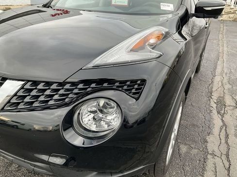 Used 2016 Nissan Juke SL image 34