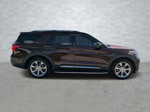 Used 2020 Ford Explorer Platinum w/ Premium Technology Package image 6
