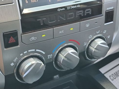 Used 2014 Toyota Tundra SR5 w/ SR5 Upgrade Package RWD image 15