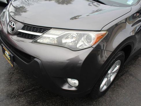 Used 2014 Toyota RAV4 XLE image 10