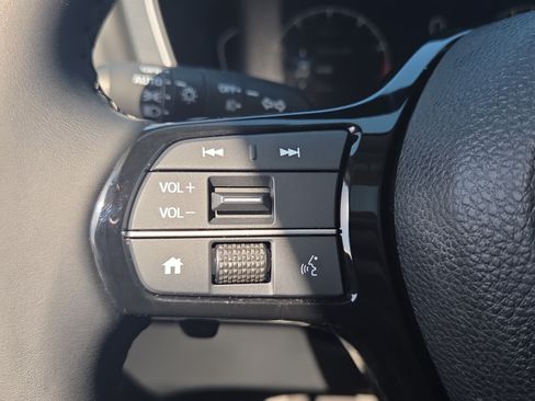 Used 2023 Honda Pilot Touring image 23