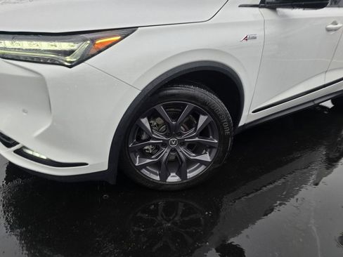 Used 2022 Acura MDX A-Spec image 2