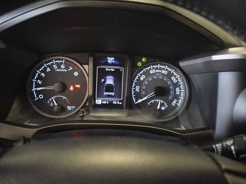Used 2017 Toyota Tacoma TRD Pro AWD/4WD image 75