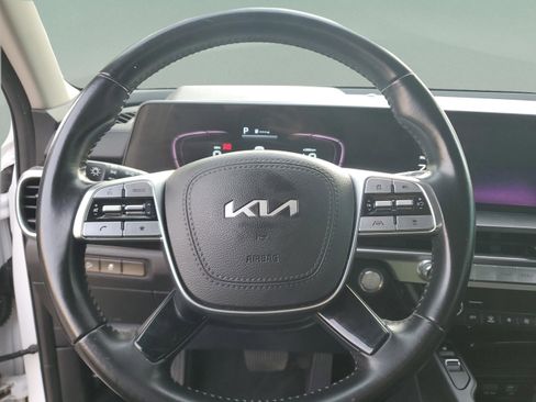 Used 2023 Kia Telluride S w/ S Sunroof Package image 16