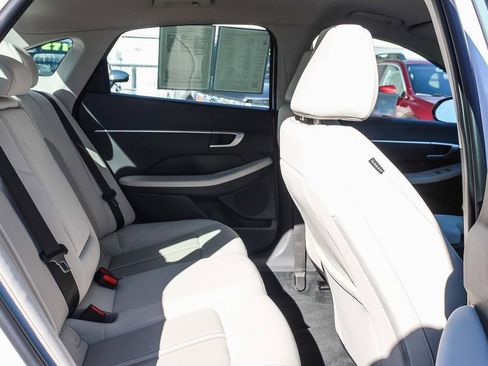 Certified 2024 Hyundai Sonata SEL image 18