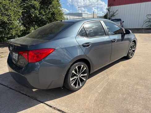 Used 2017 Toyota Corolla XSE w/ Carpet Mat Package (TMS) FWD image 5