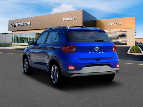 New 2026 Hyundai Venue SEL FWD image 5