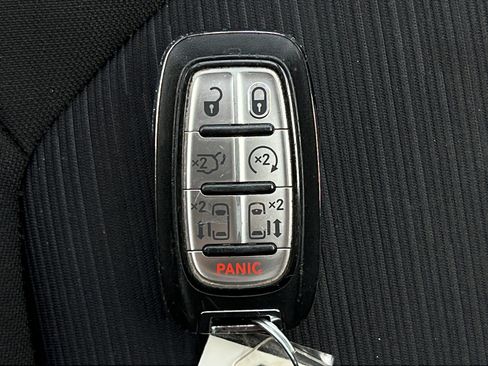 Used 2023 Chrysler Voyager LX FWD image 23