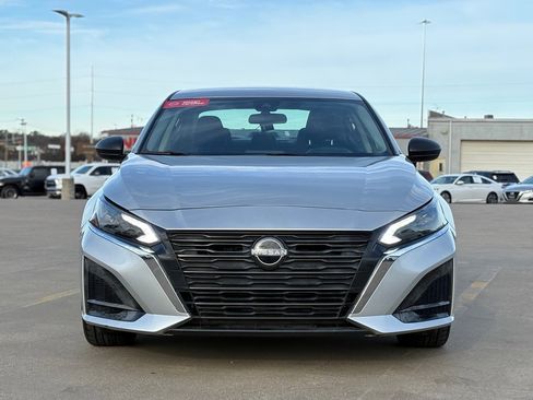 Certified 2024 Nissan Altima 2.5 SV image 2