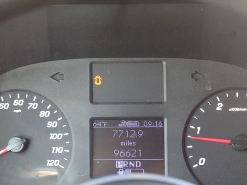 Used 2019 Mercedes-Benz Sprinter 170 image 14