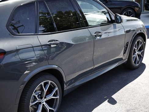 New 2026 BMW X5 xDrive50e w/ M Sport Package AWD/4WD image 5