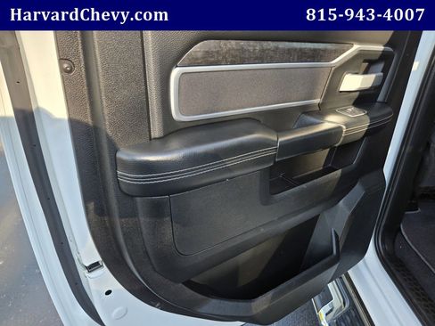 Used 2024 RAM 3500 Big Horn image 35