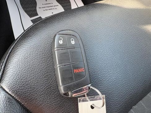 Used 2019 Jeep Compass Latitude image 22