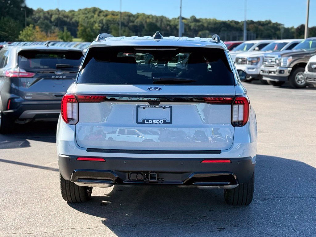 New 2027 Ford Explorer ST-Line w/ Premium Package AWD/4WD image 38