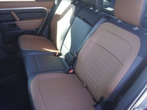 New 2026 Land Rover Defender 110 OCTA image 29