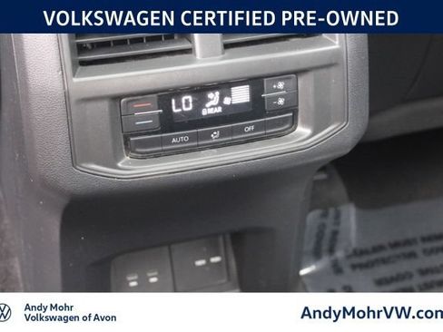 Used 2023 Volkswagen Atlas SEL R-Line AWD/4WD image 31