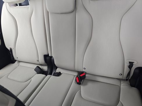 New 2026 Kia Carnival SX image 18