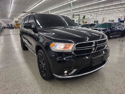 Used 2020 Dodge Durango SXT AWD/4WD image 3