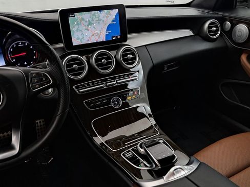 Used 2018 Mercedes-Benz C 300 4MATIC Cabriolet image 24