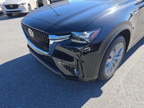 New 2026 MAZDA CX-90 Plug-In Hybrid w/ Preferred image 10