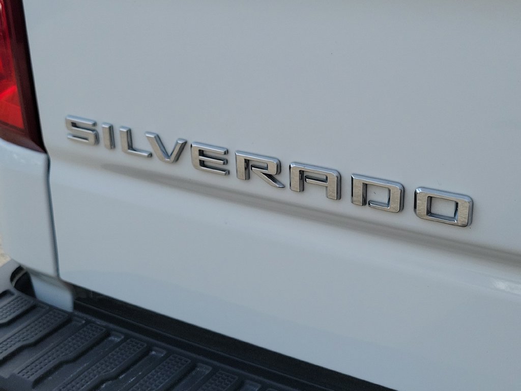 Used 2026 Chevrolet Silverado 1500 RST AWD/4WD image 11