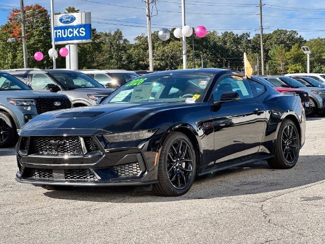 Certified 2026 Ford Mustang GT Premium RWD image 3