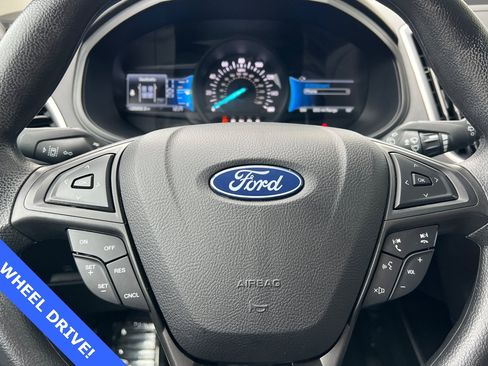 Certified 2022 Ford Edge SE w/ Black Appearance Package image 24