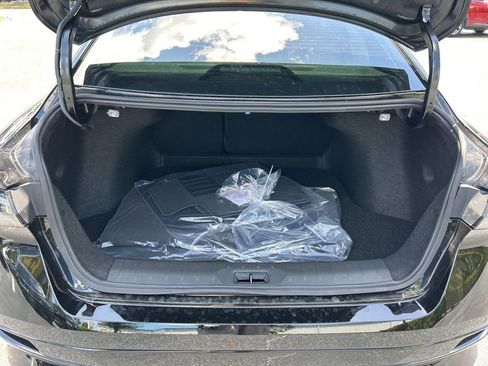 New 2026 Nissan Sentra SR w/ SR Premium Package FWD image 52