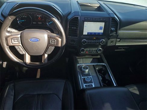 Used 2021 Ford Expedition Limited image 13